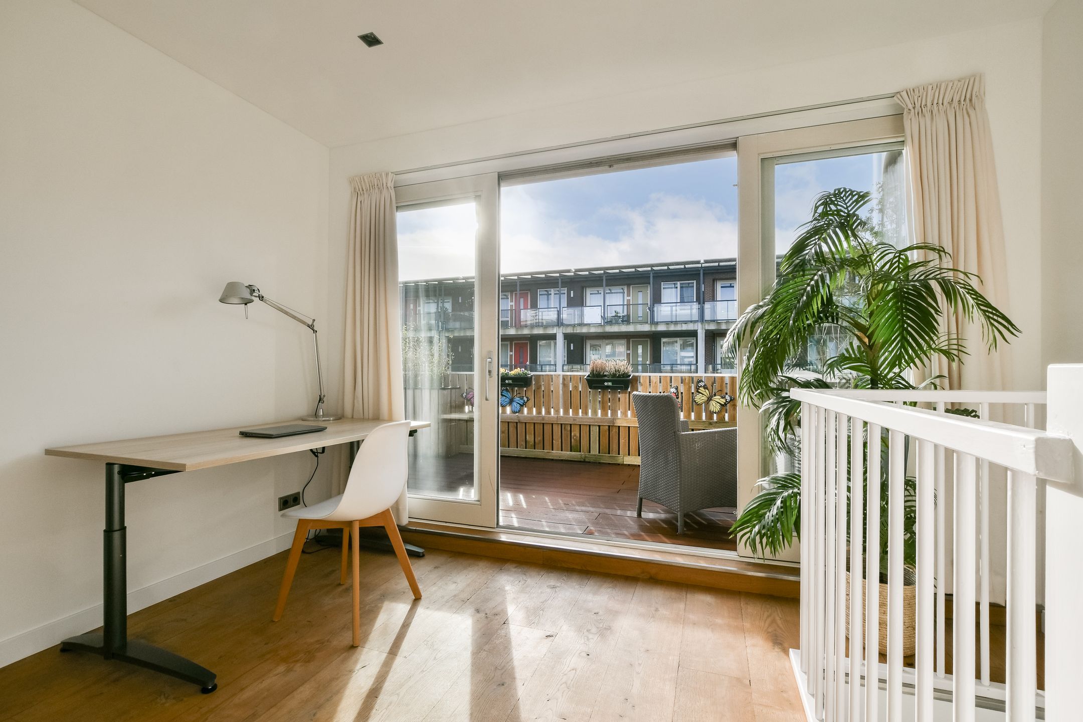 Foto 12 van Edward Masseystraat 1