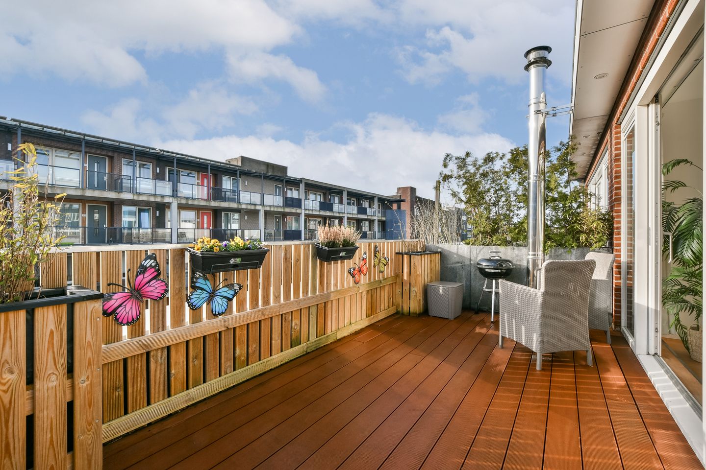 Foto 14 van Edward Masseystraat 1