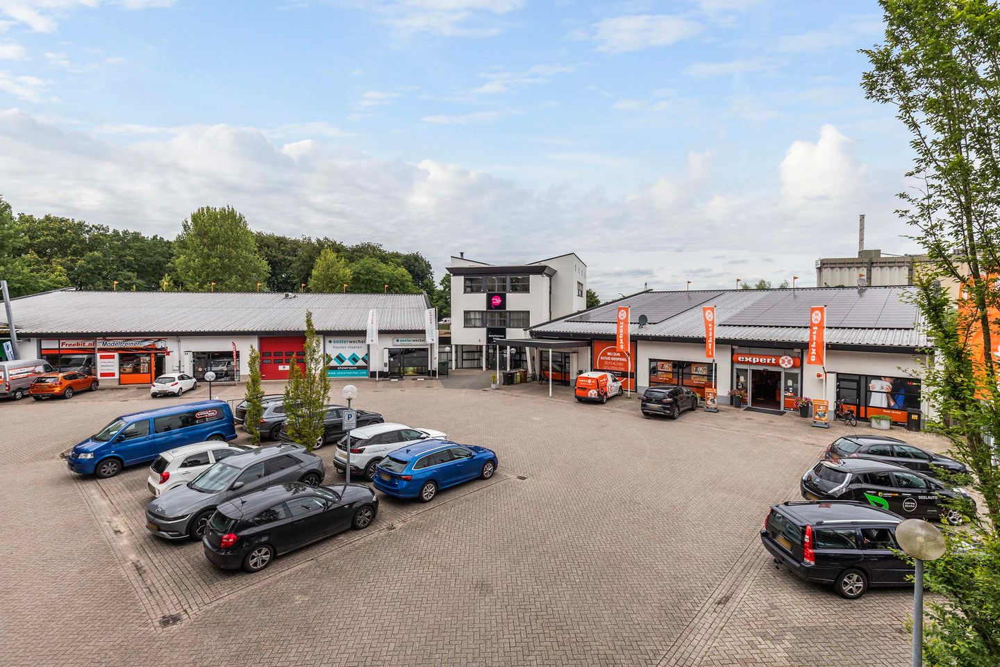 Bekijk foto 2 van Eekmolenweg 10-12