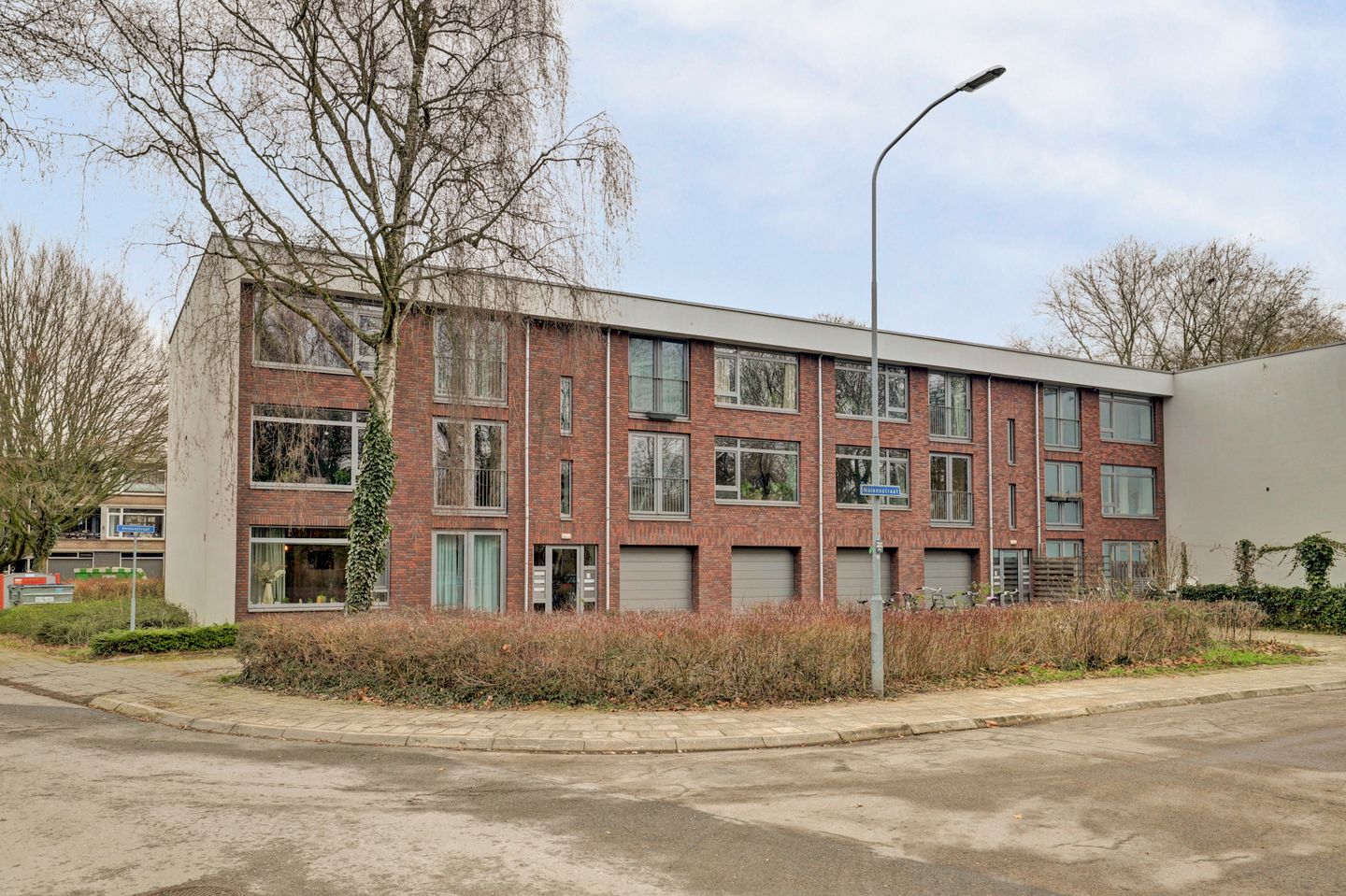 Foto 1 van Nolensstraat 26