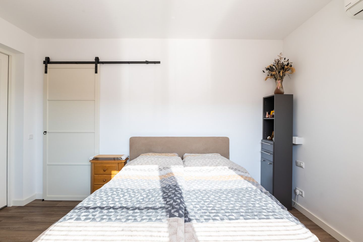 Foto 25 van Hildegard van Bingenweg 74