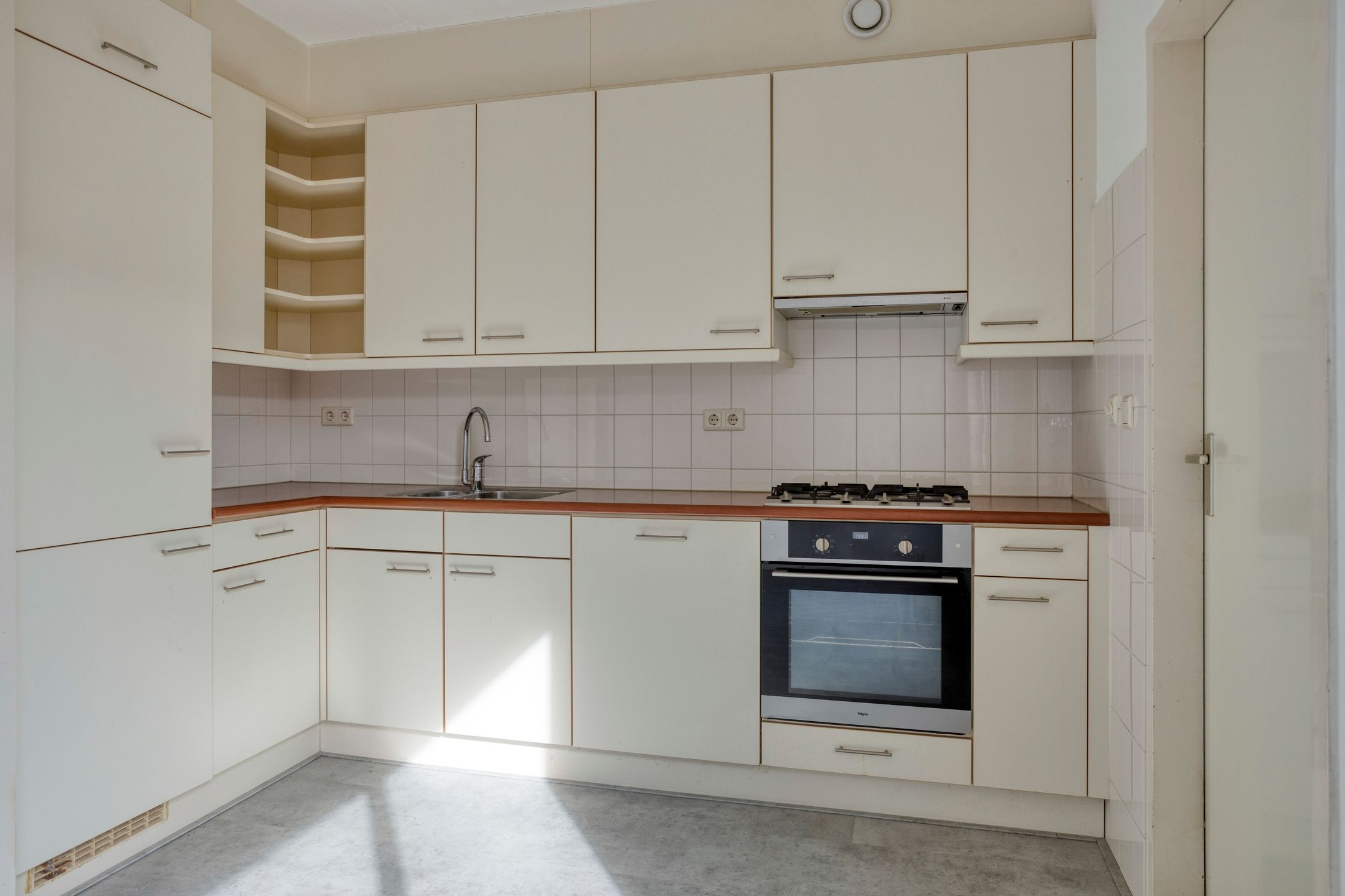 Photo 3 of Weerselosestraat 214