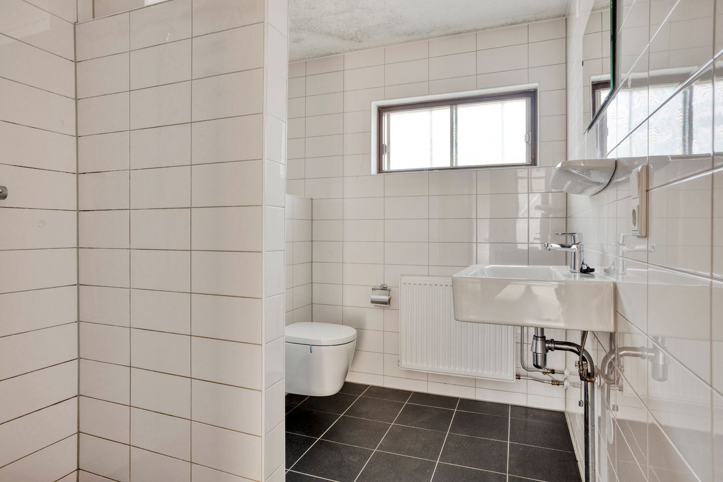 Photo 4 of Weerselosestraat 214