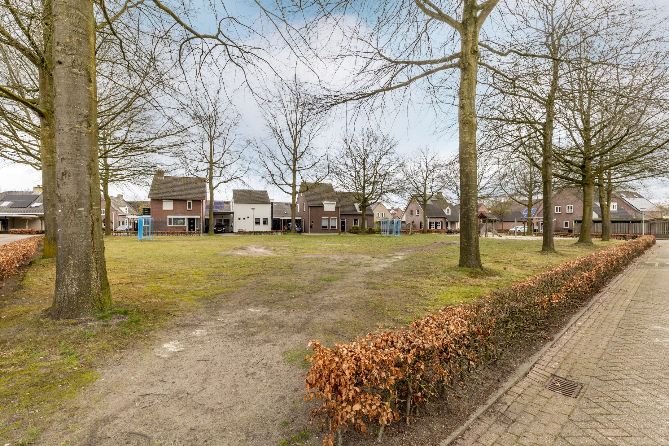 Foto 39 van Glazenmaker 2