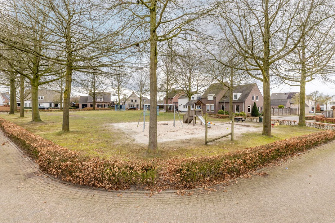 Foto 37 van Glazenmaker 2