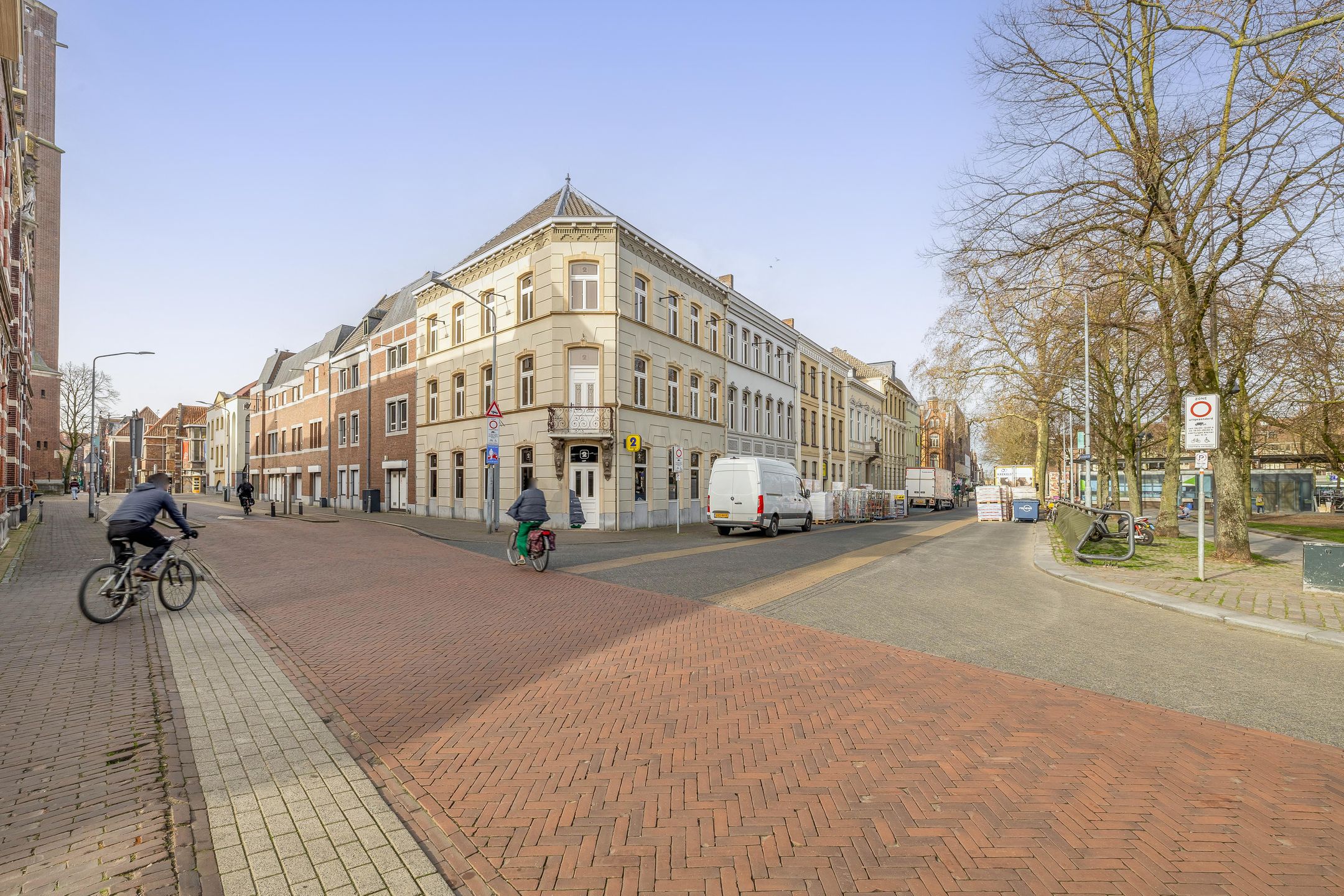 Photo 24 of Monseigneur Boermansstraat 8