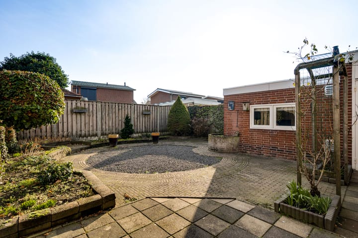 Photo 4 of Westerholtstraat 13