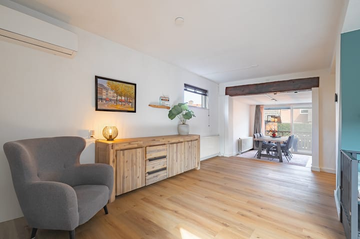 Photo 4 of De Hoof 9