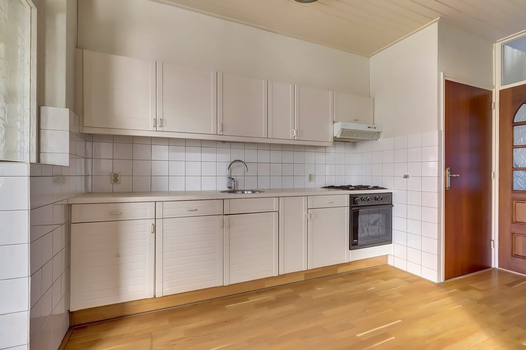 Charming Family Home with South-Facing Garden in Heumen — 12