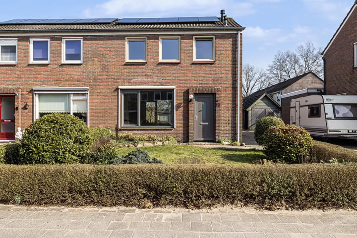 Foto 2 van Burg. Weimalaan 15