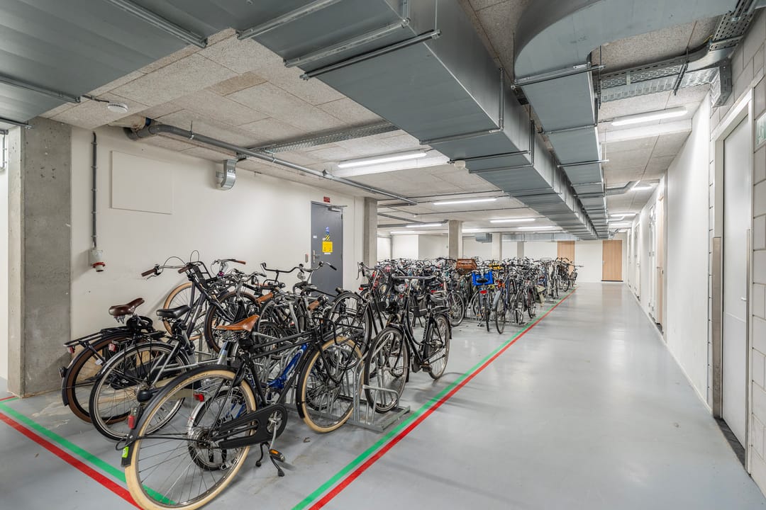 Foto 22 van Van Vollenhovenstraat 3-333