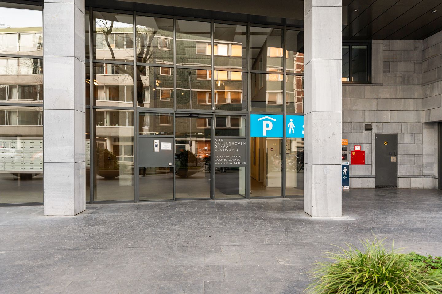 Foto 25 van Van Vollenhovenstraat 3-333