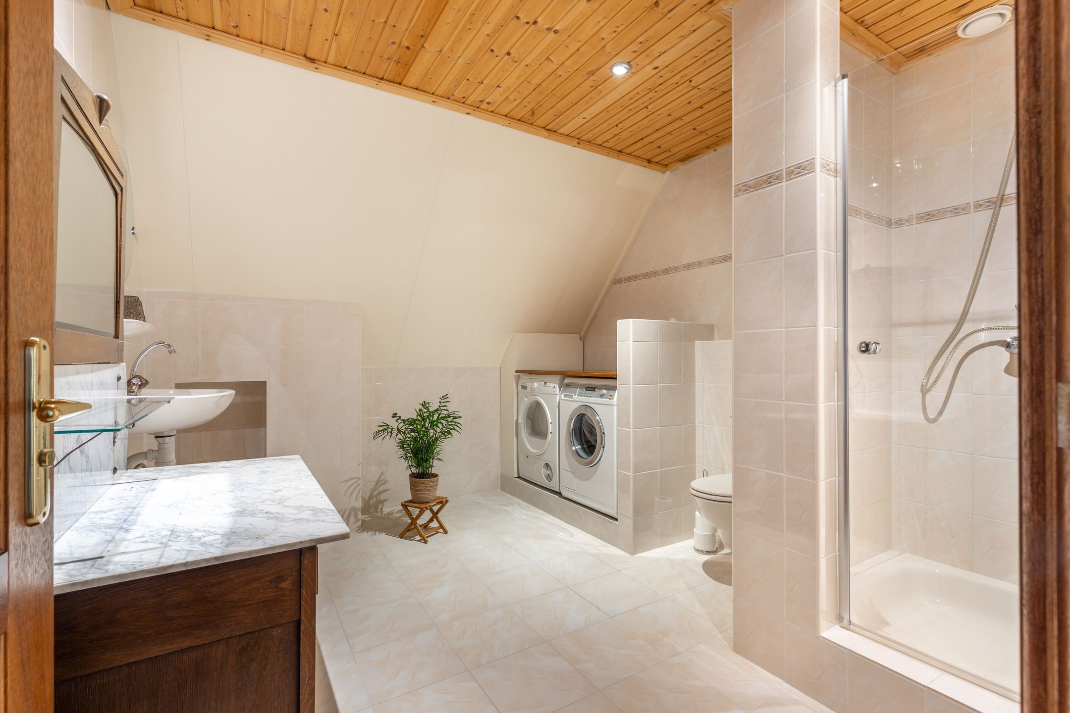 Foto 45 van Jan van Kuikweg 3