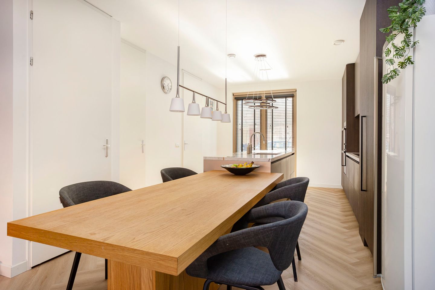 Foto 10 van Daslookstraat 13