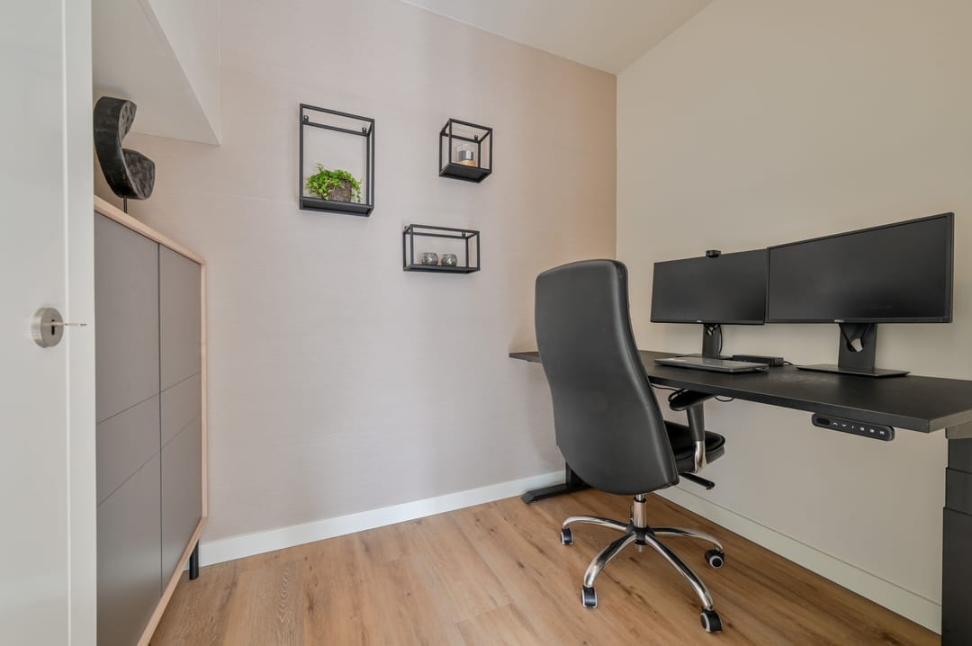 Photo 11 of Binckesstraat 190