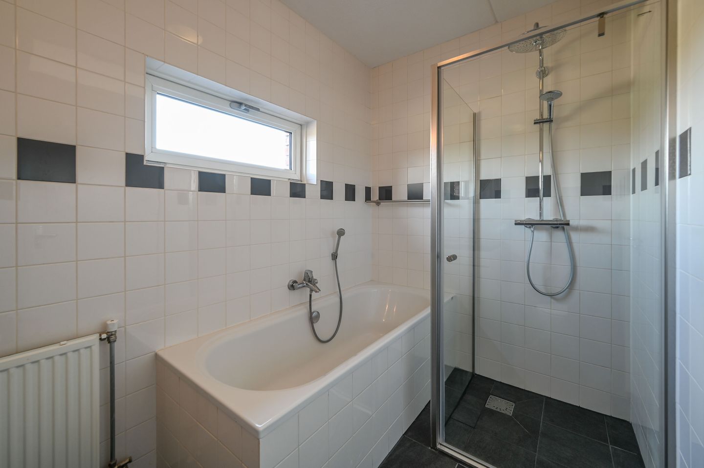 Photo 20 of Binckesstraat 190