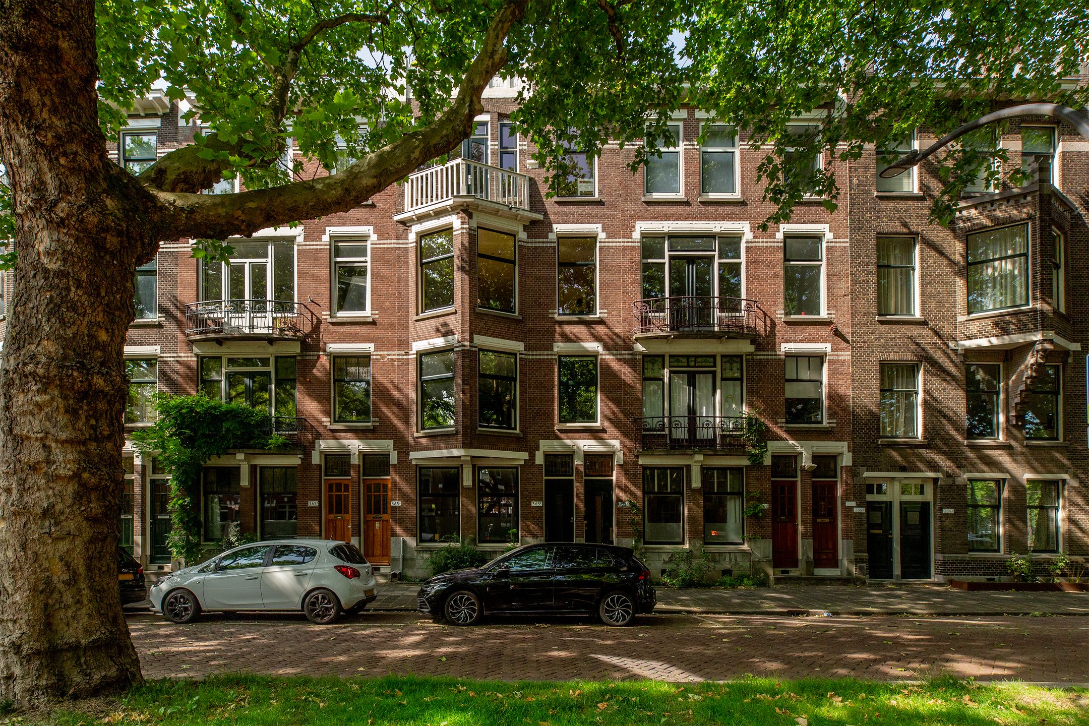 Photo 3 of Mathenesserlaan 363-A