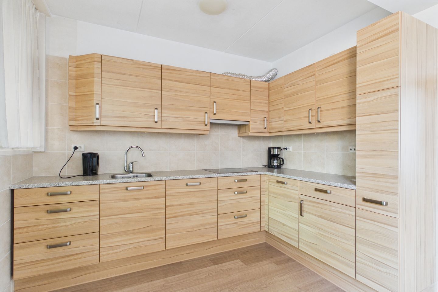 Photo 14 of Drostlaan 8-A