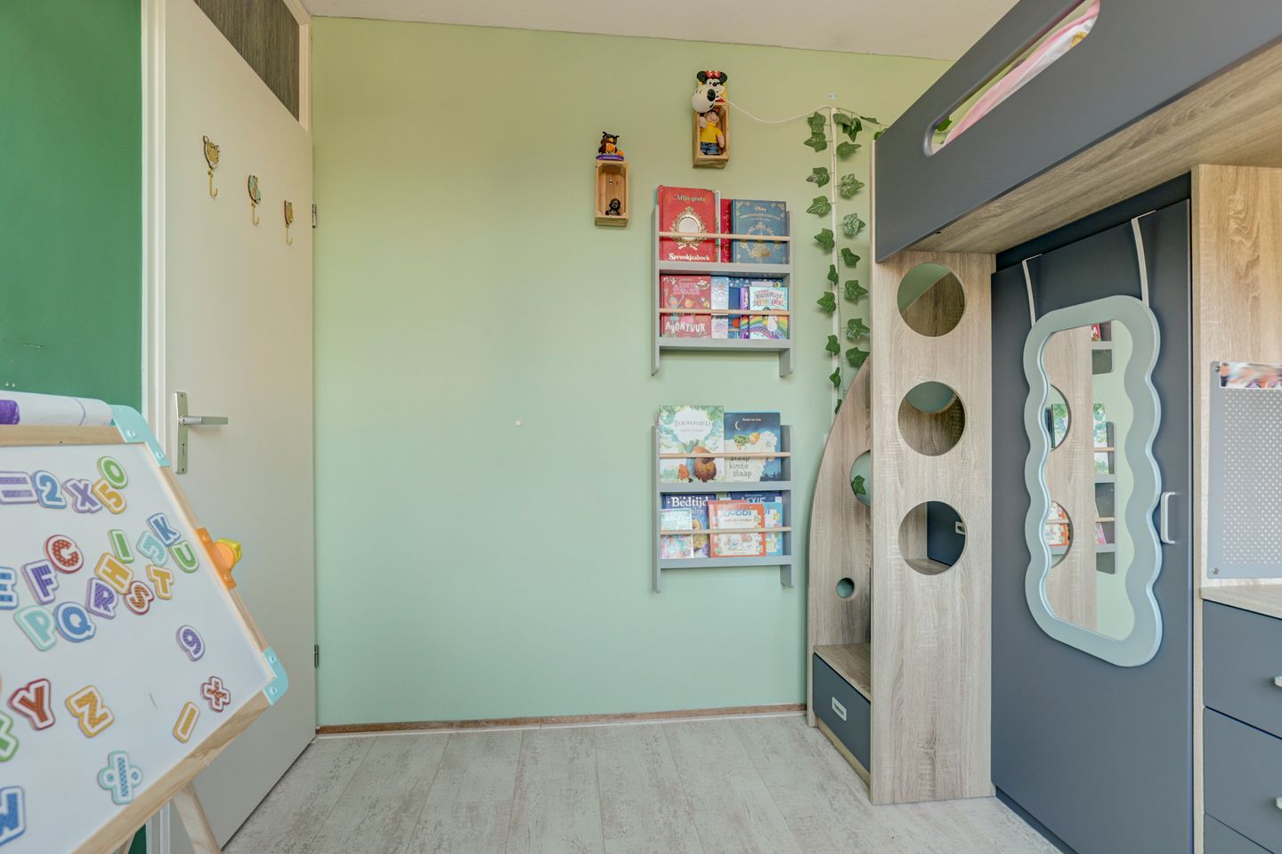 Foto 19 van Colman 4