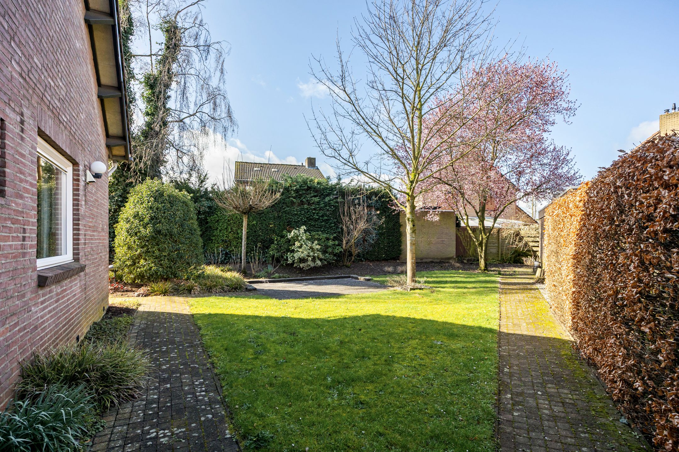 Foto 33 van Kasteel Hillenraedtstraat 52