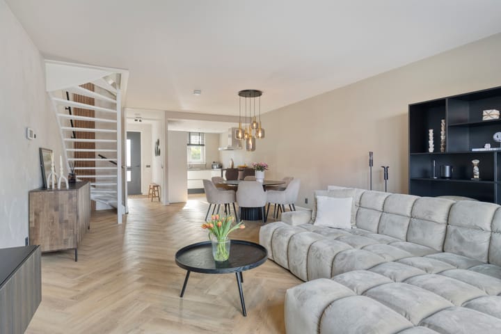 Foto 2 van Julianastraat 5-B