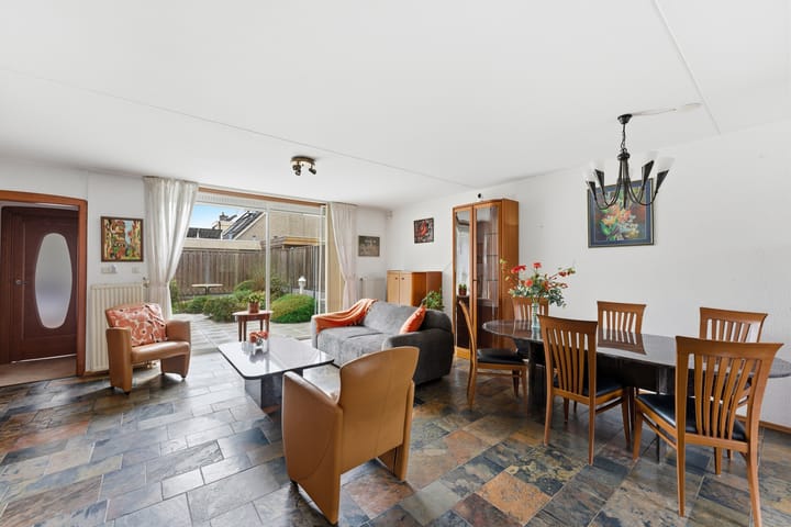 Foto 3 van Zwaluw 129