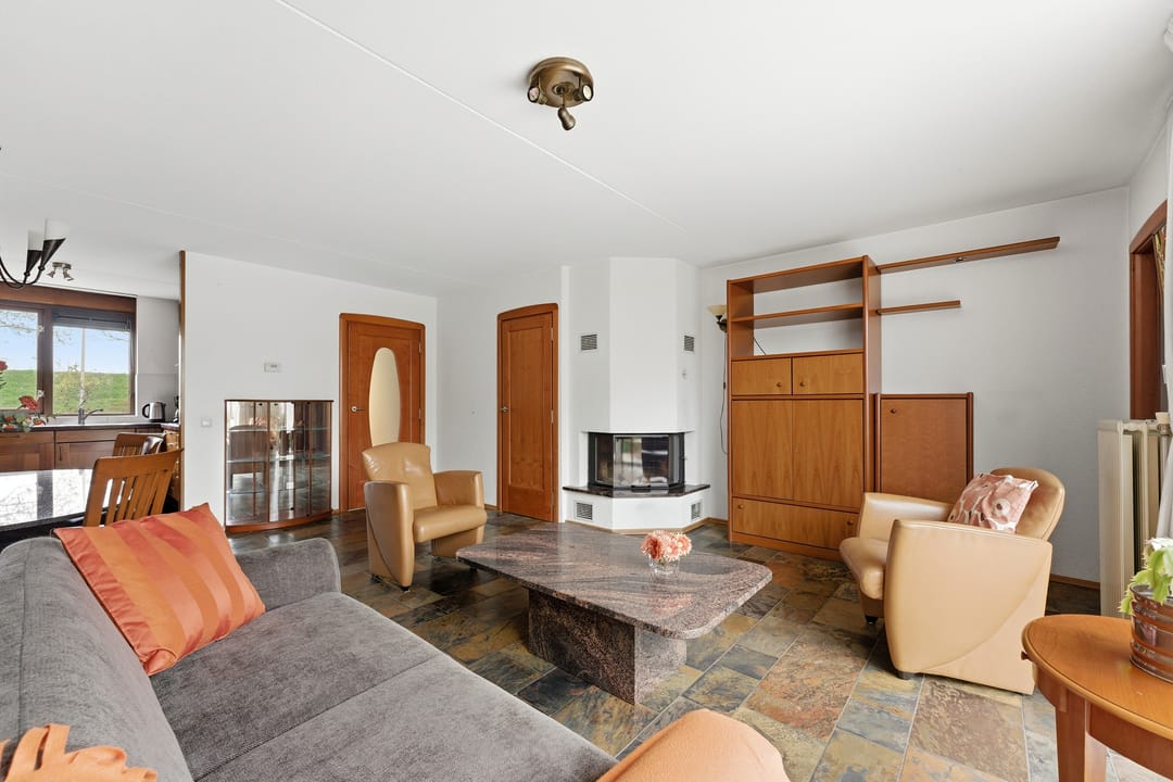 Foto 8 van Zwaluw 129