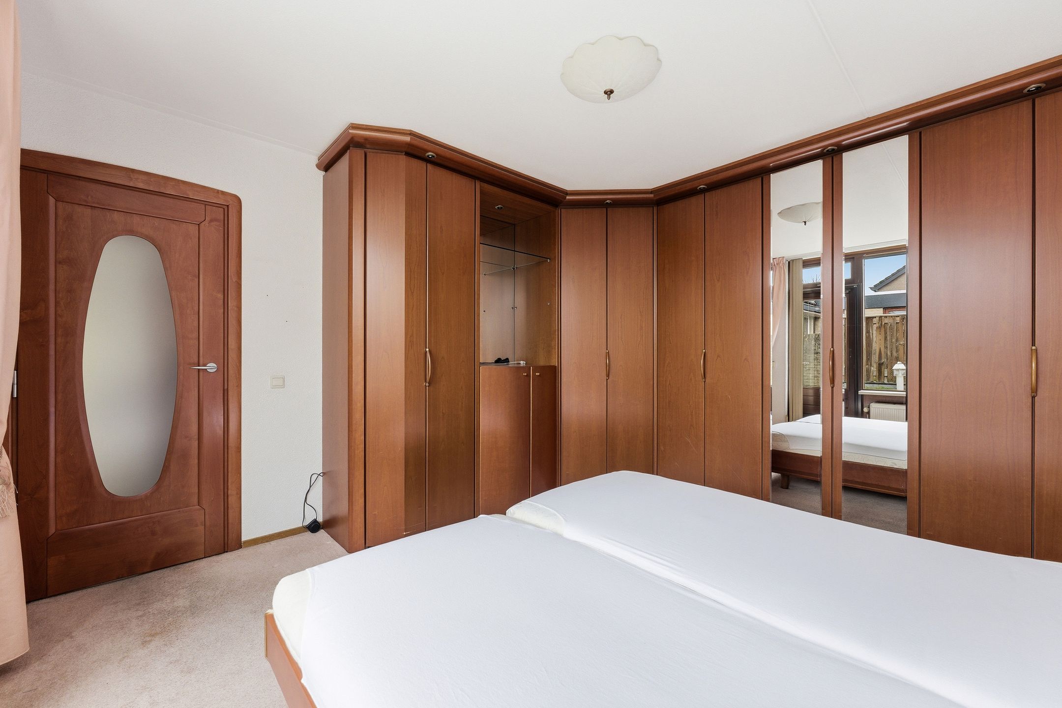 Foto 15 van Zwaluw 129