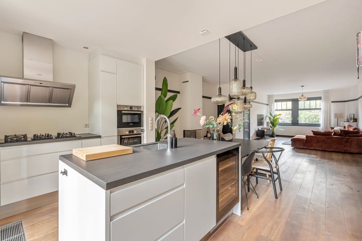 Photo 4 of Merwedeplein 57-H