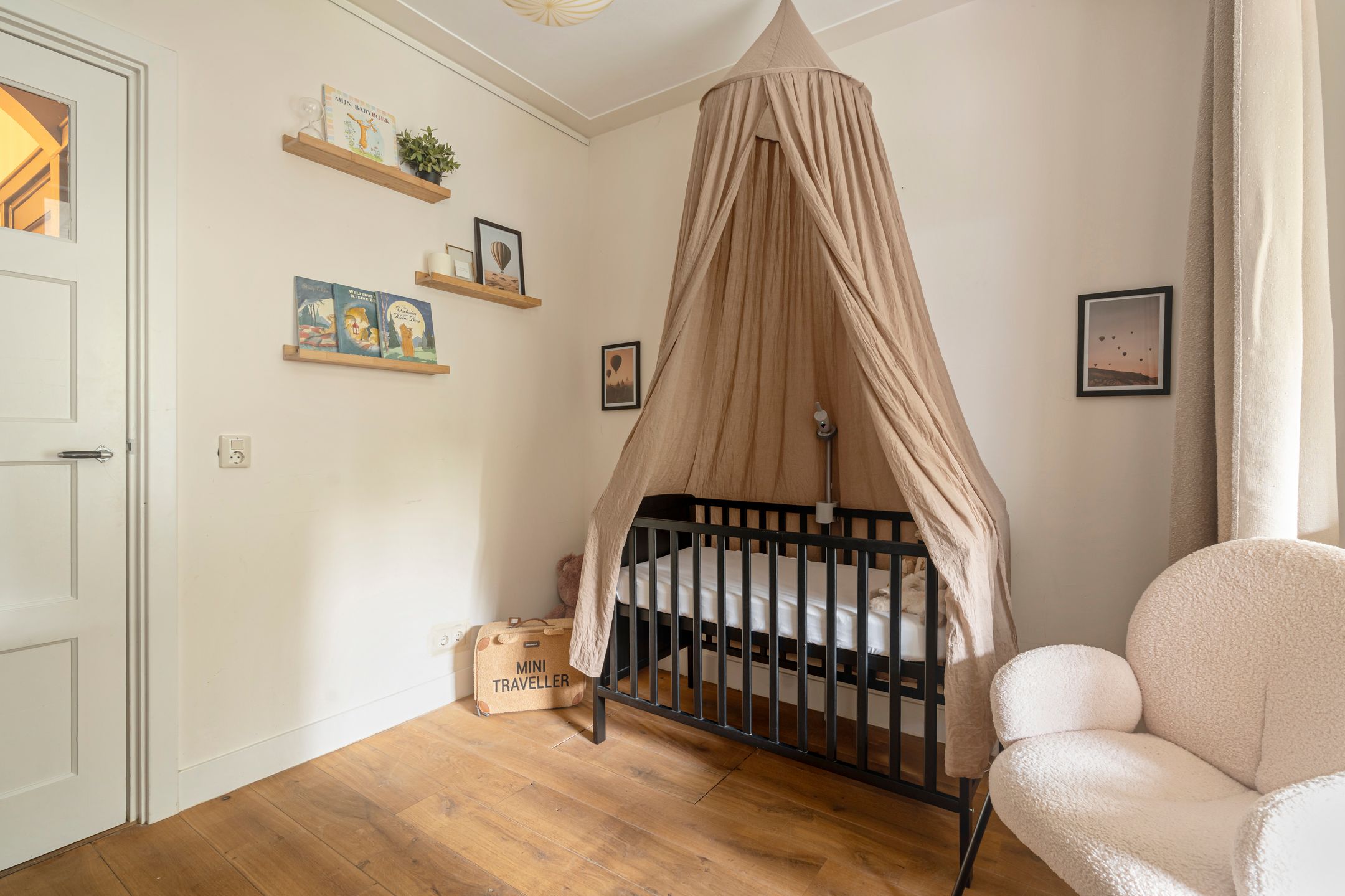 Foto 18 van Merwedeplein 57-H