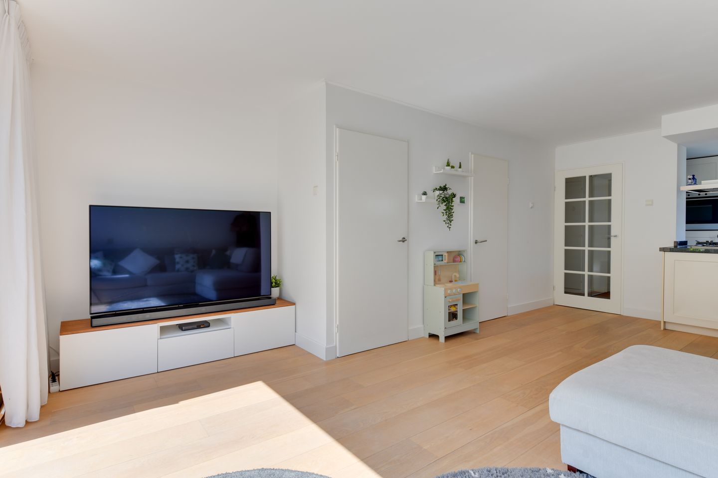 Foto 14 van Zwanebloem 1