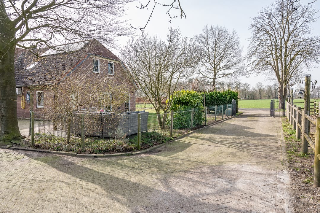 Foto 11 van Aaltenseweg 18-A