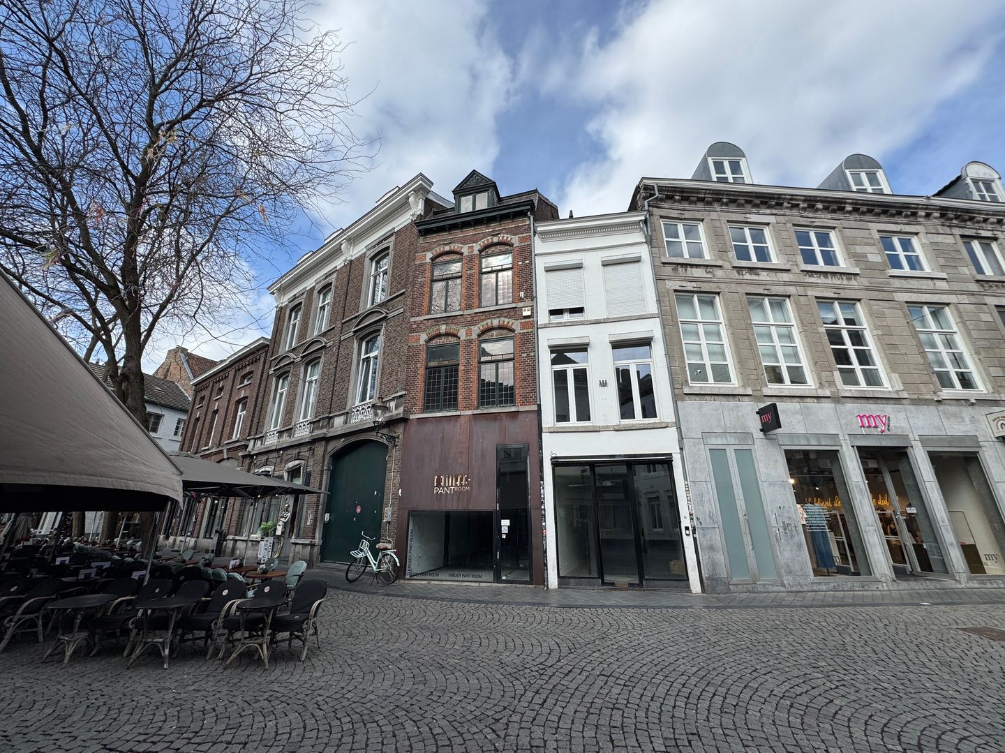 View photo 2 of Sint Amorsplein 14