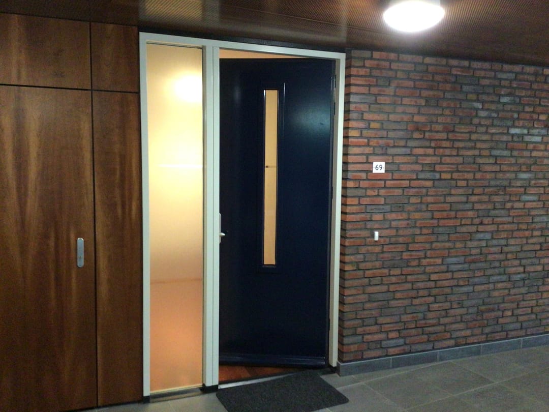 Photo 8 of Flintstraat 69