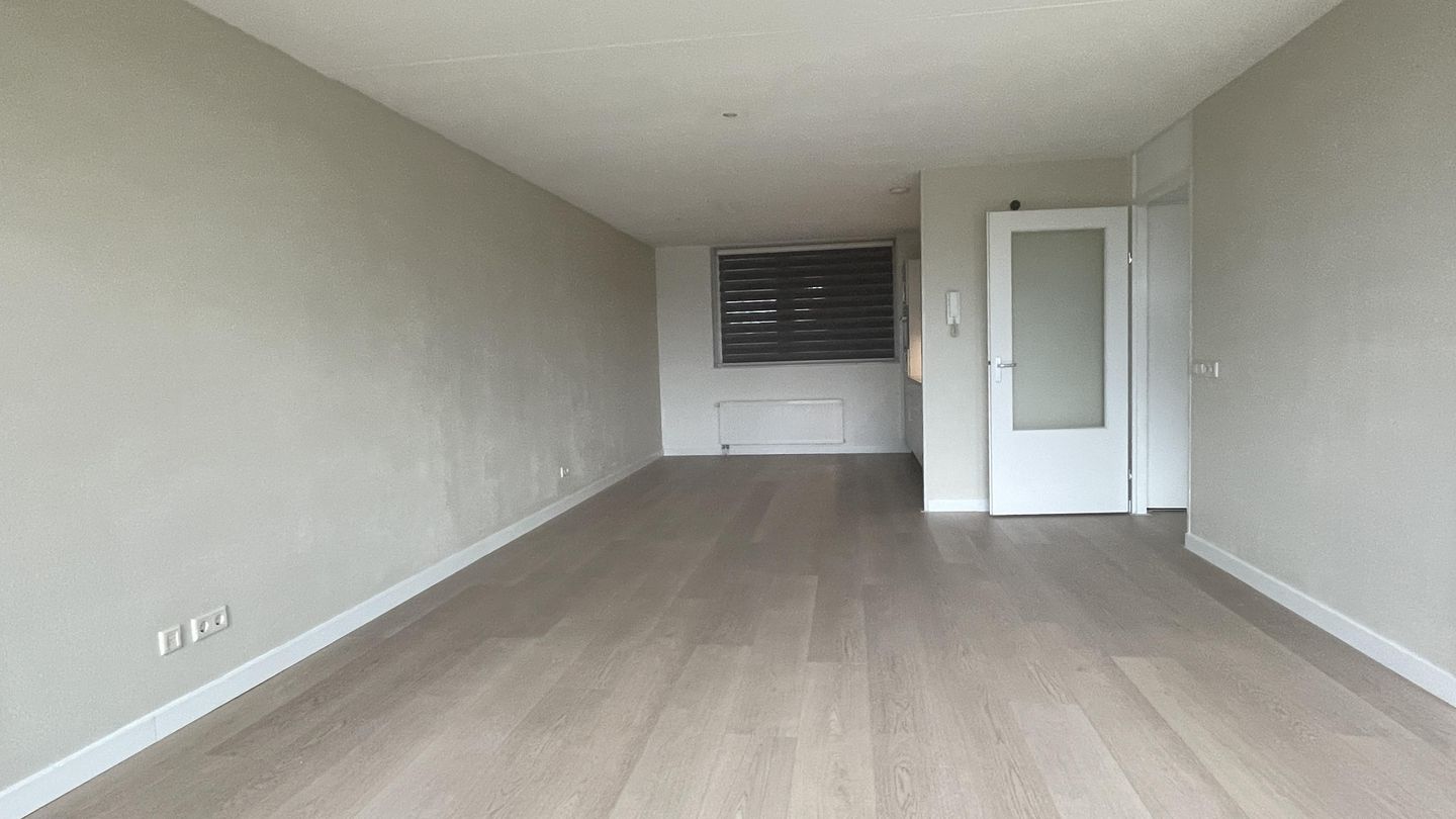 Photo 10 of Flintstraat 69