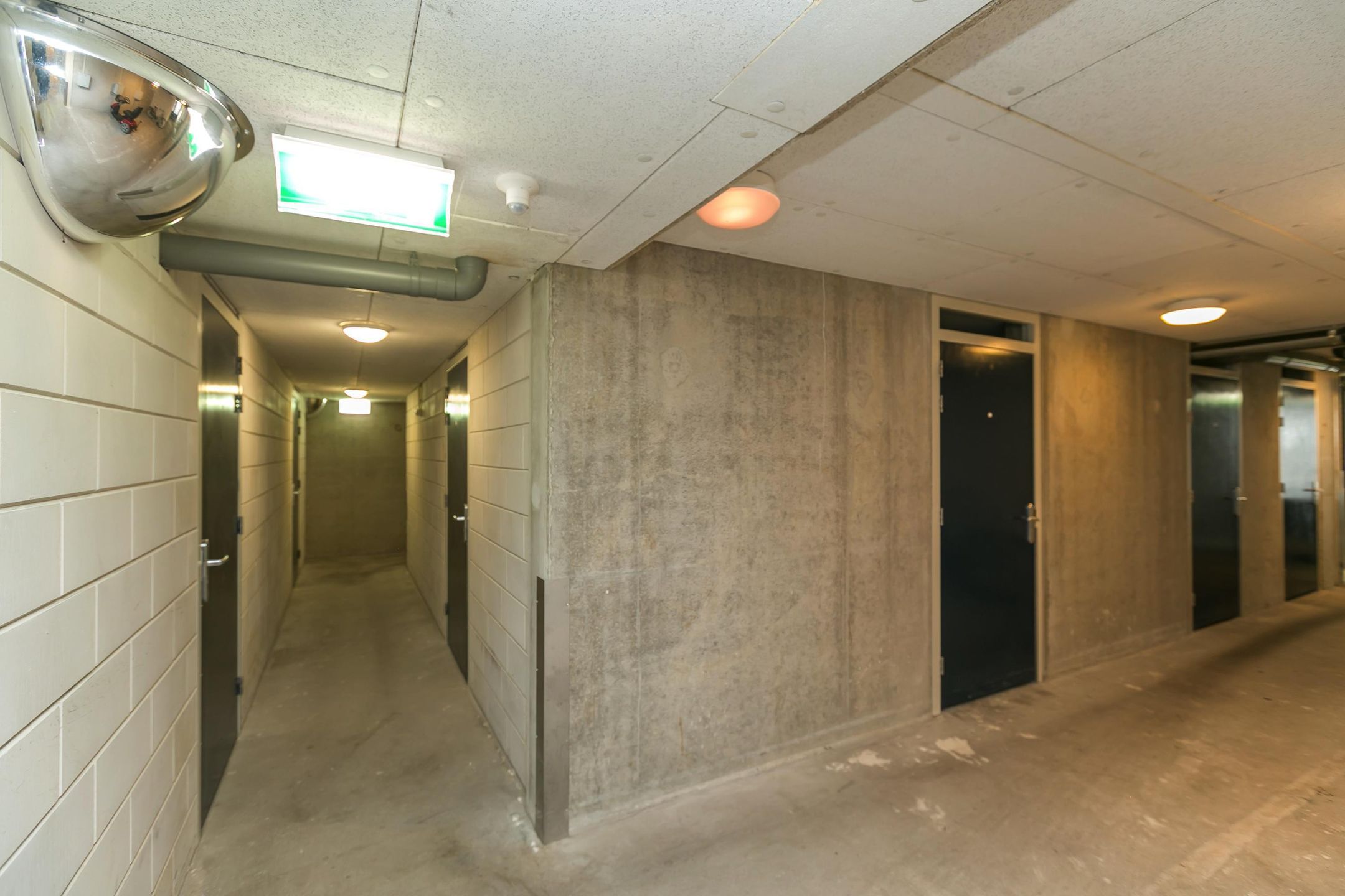 Photo 18 of Flintstraat 69