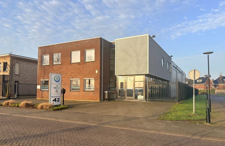 Hofdreef 42, Zundert