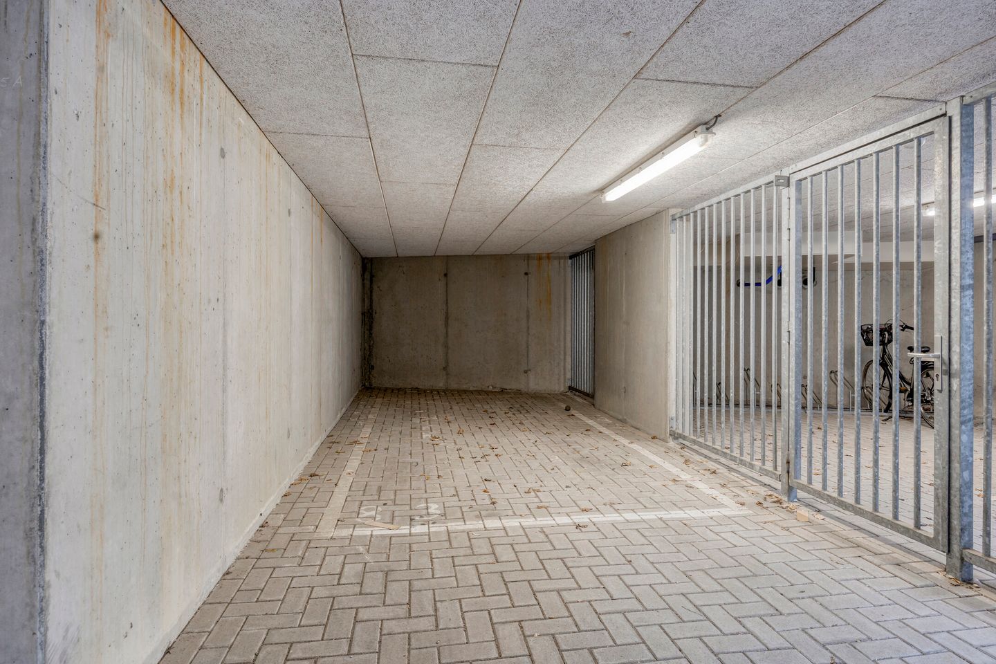 Foto 44 van Waterlinie 595