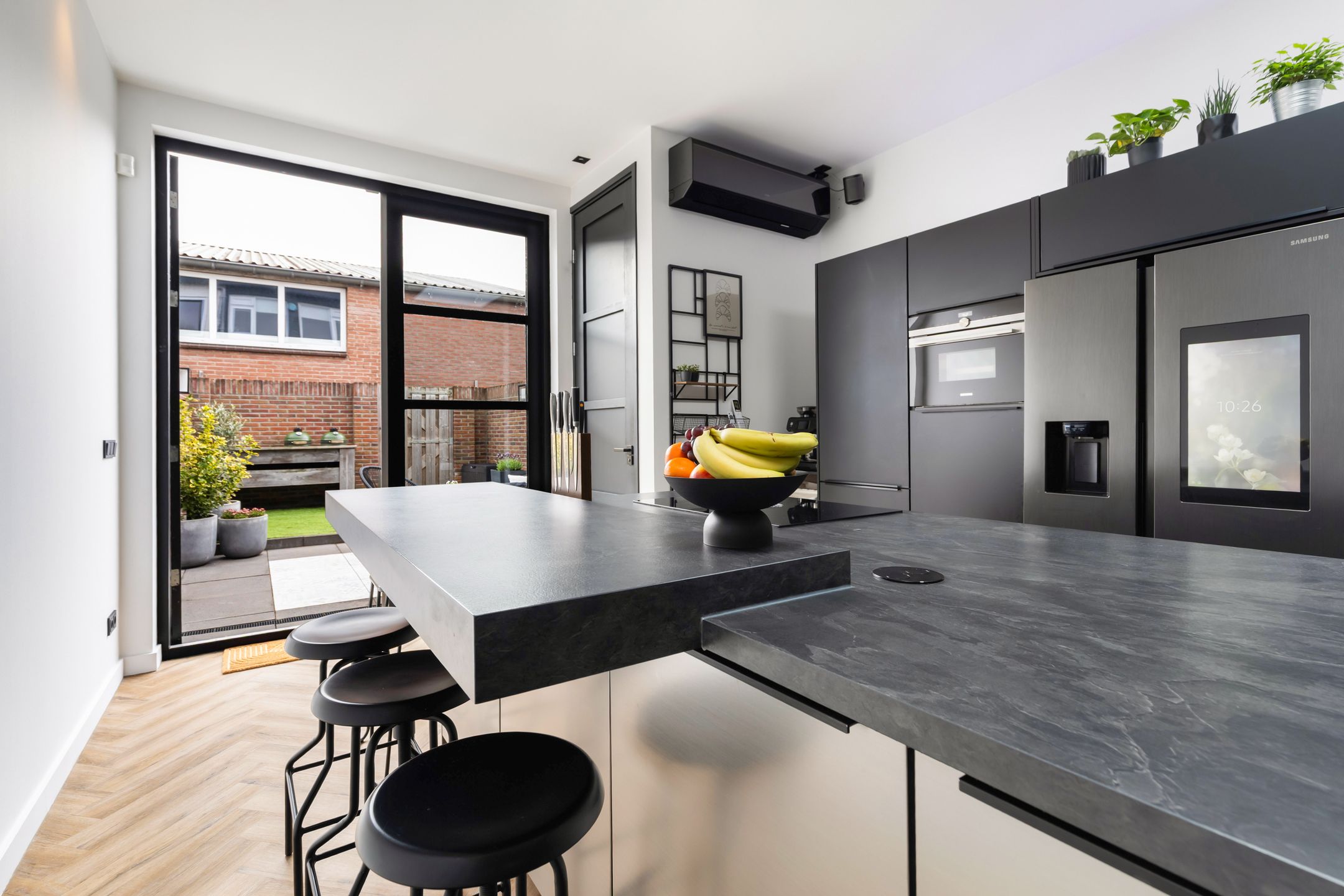 Foto 12 van Geuzenweg 150