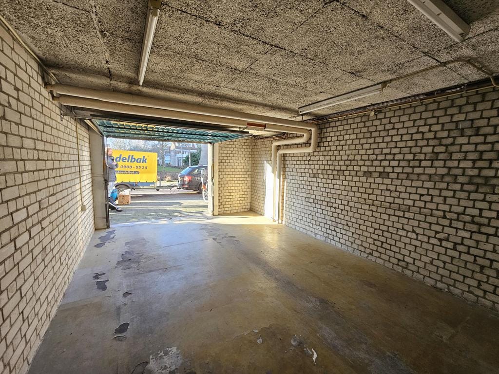 Foto 2 van Amberlaan 80-08