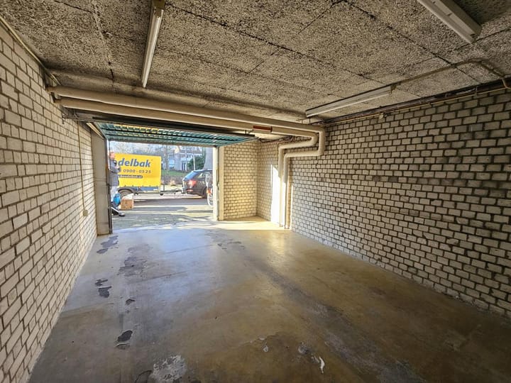 Photo 2 of Amberlaan 80-08