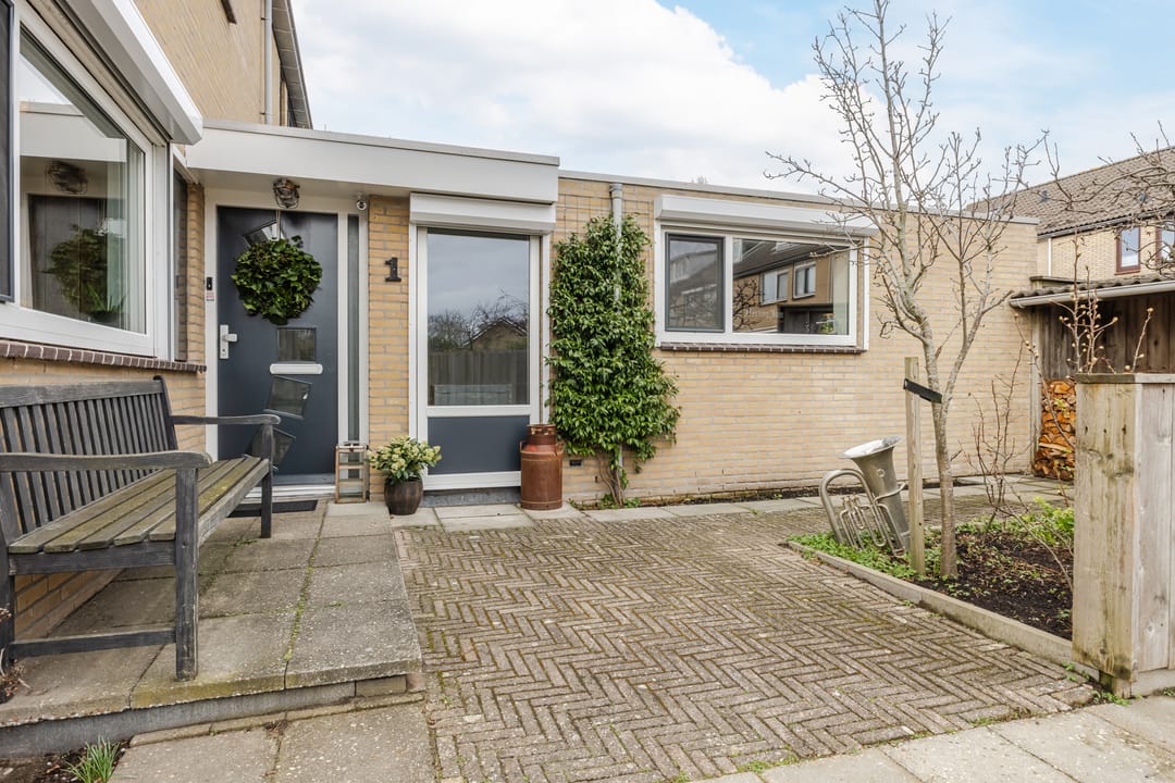 Foto 2 van Staringhof 1