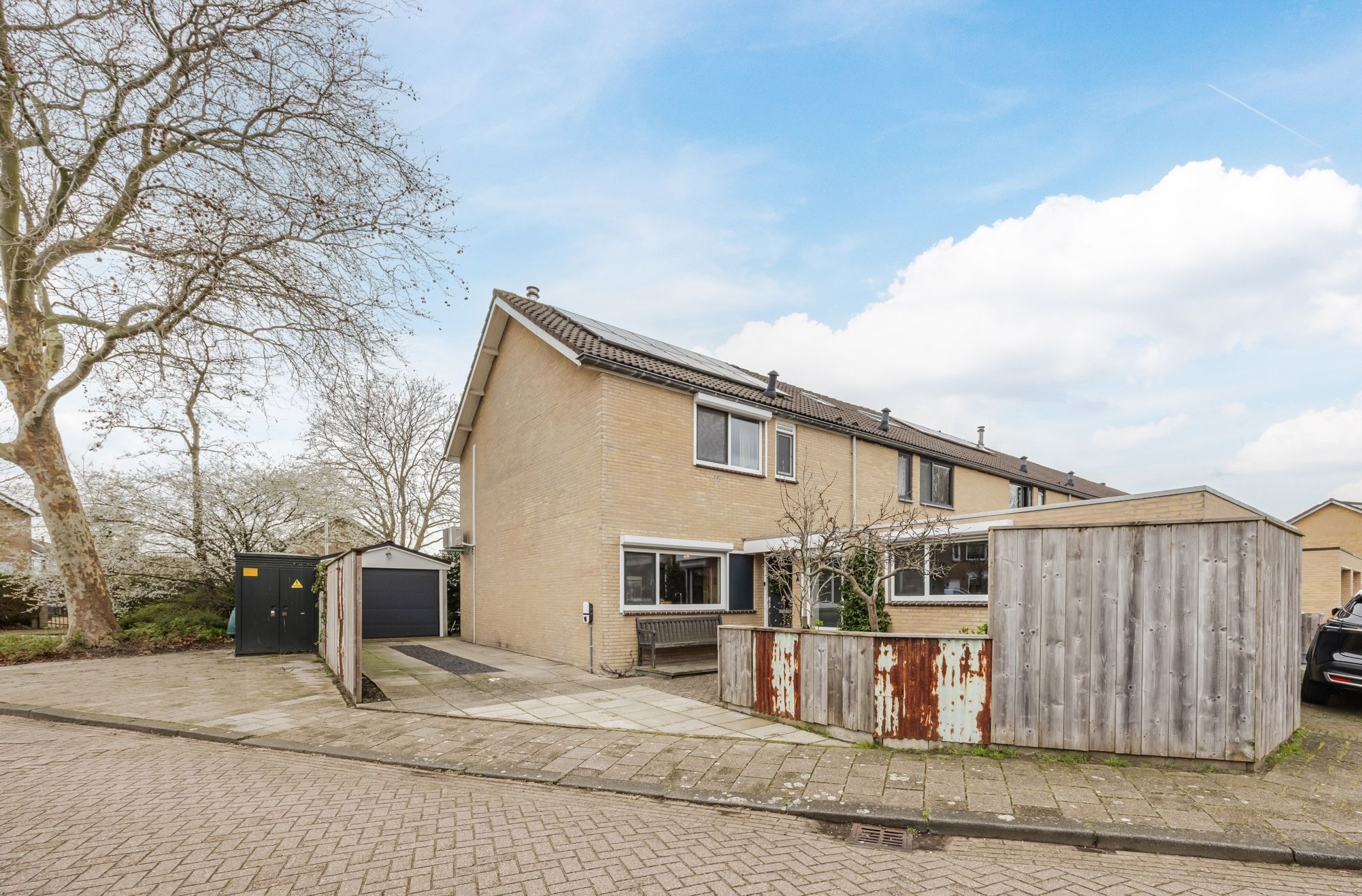 Buying a house in The Netherlands., Staringhof 1