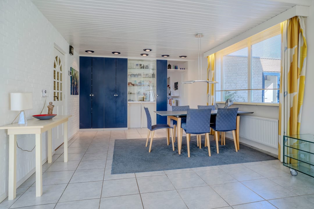 Spacious detached home with 216m² living space in a green location — 12
