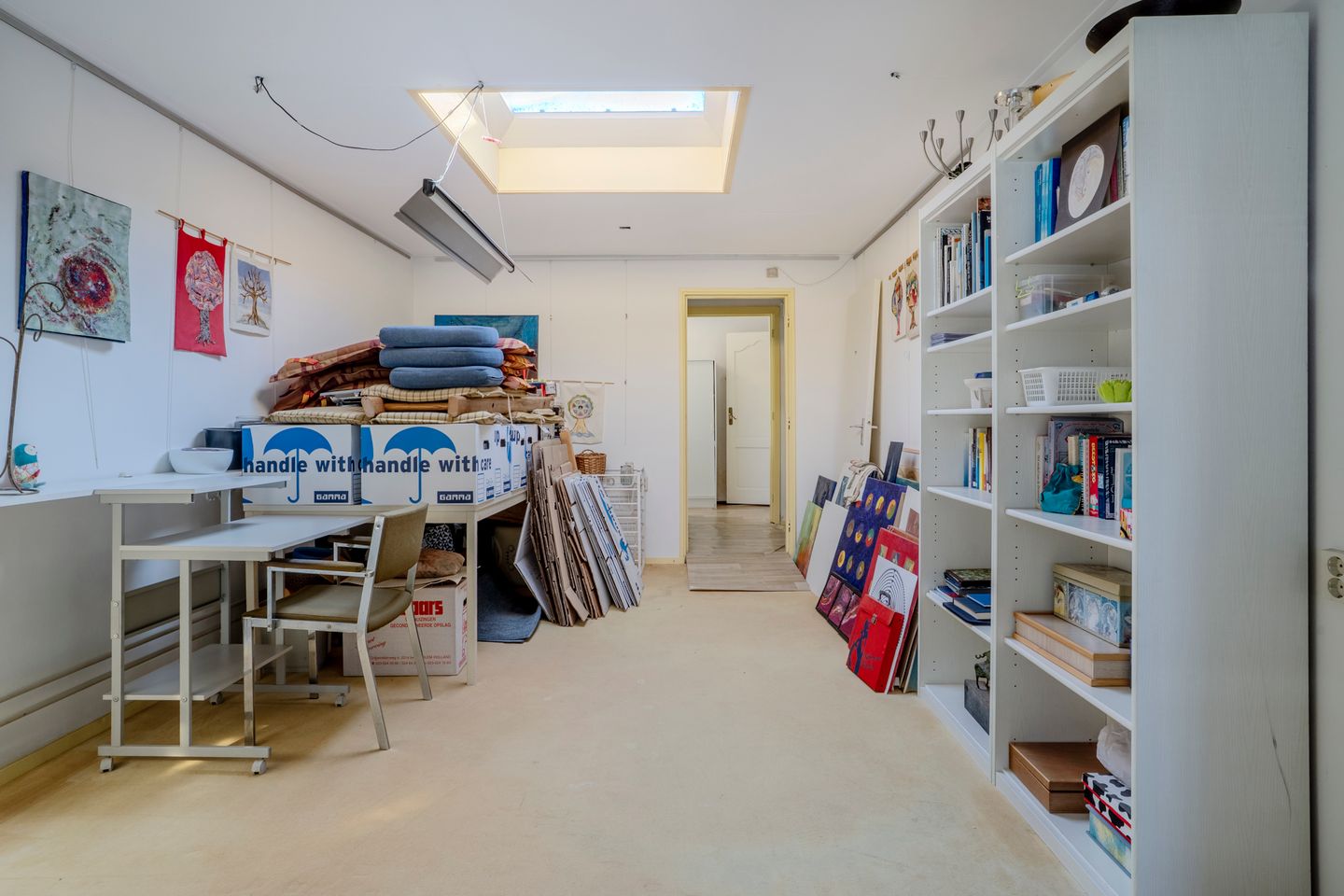 Spacious detached home with 216m² living space in a green location — 18