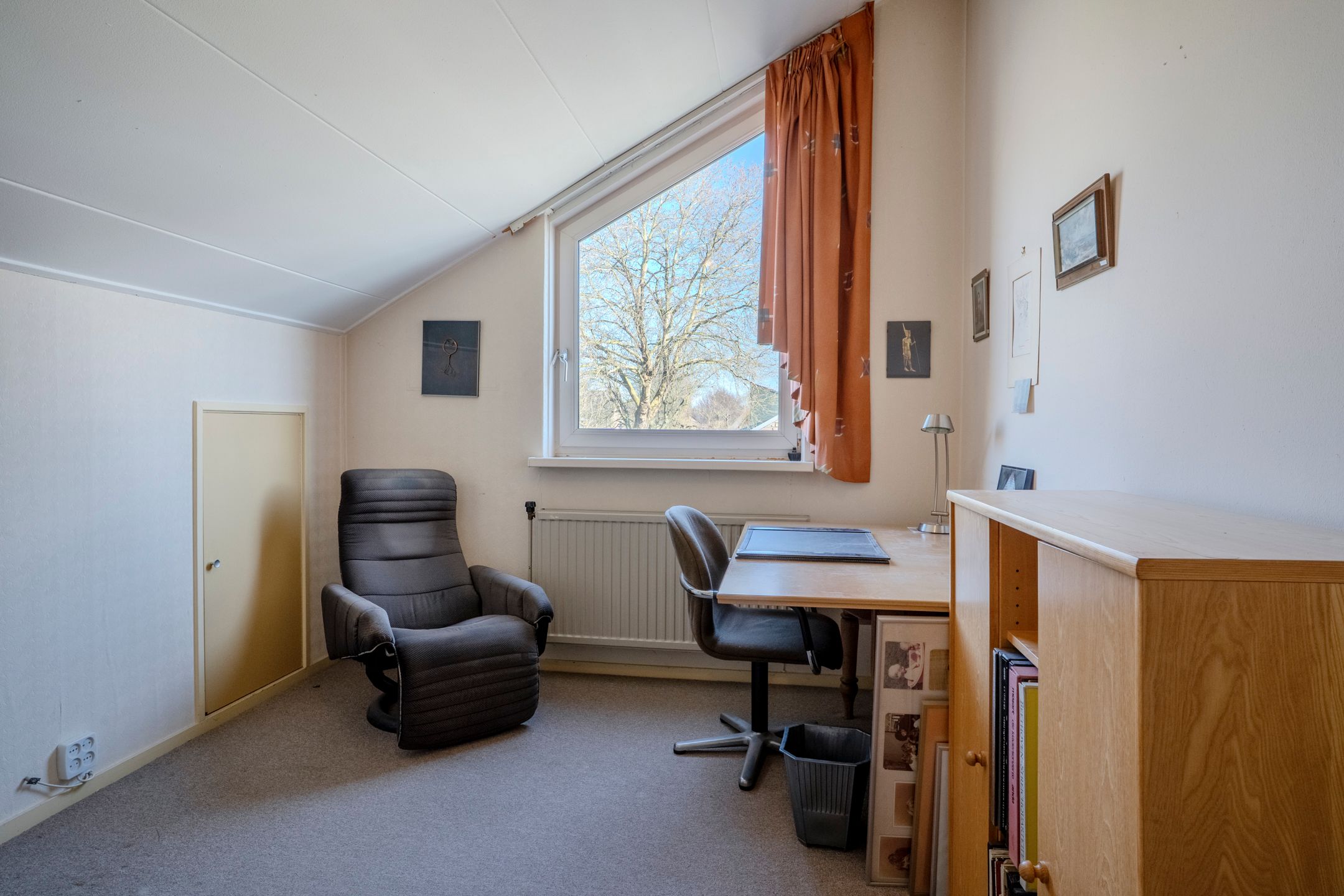 Spacious detached home with 216m² living space in a green location — 23