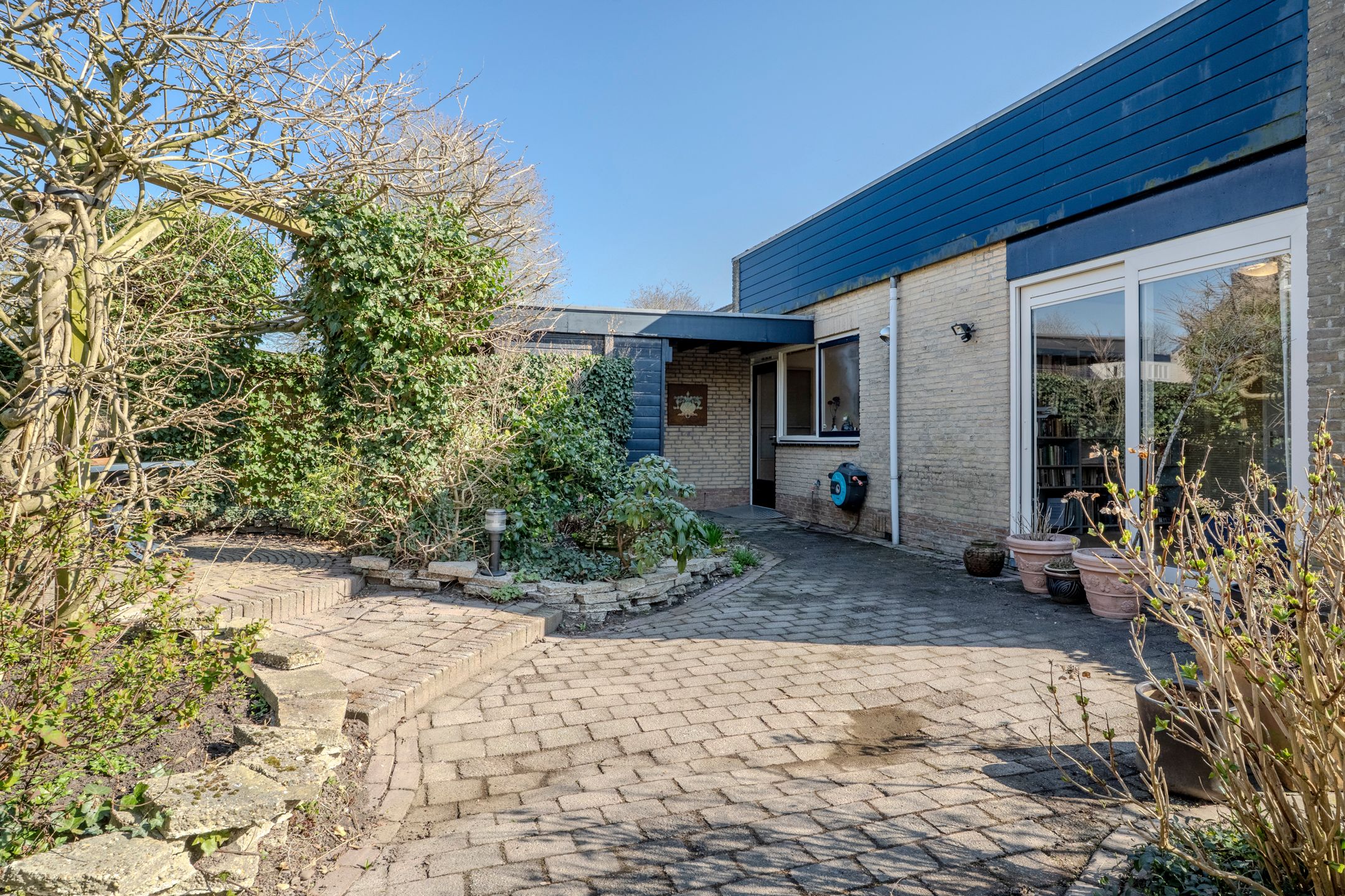 Spacious detached home with 216m² living space in a green location — 34