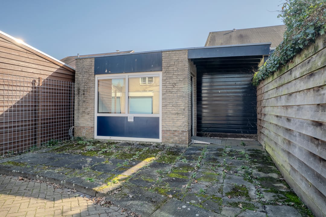 Spacious detached home with 216m² living space in a green location — 41