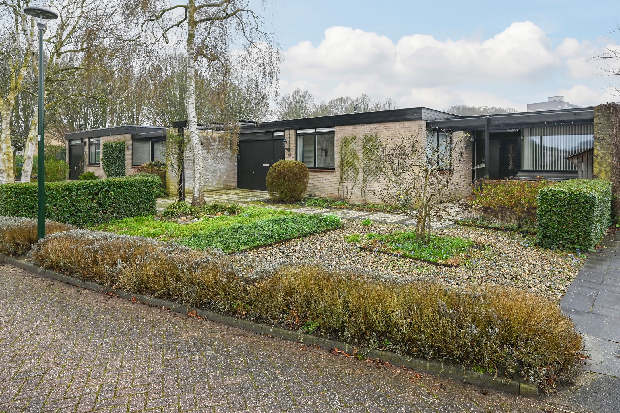 Buying a house in The Netherlands., Linnaeusdreef 47