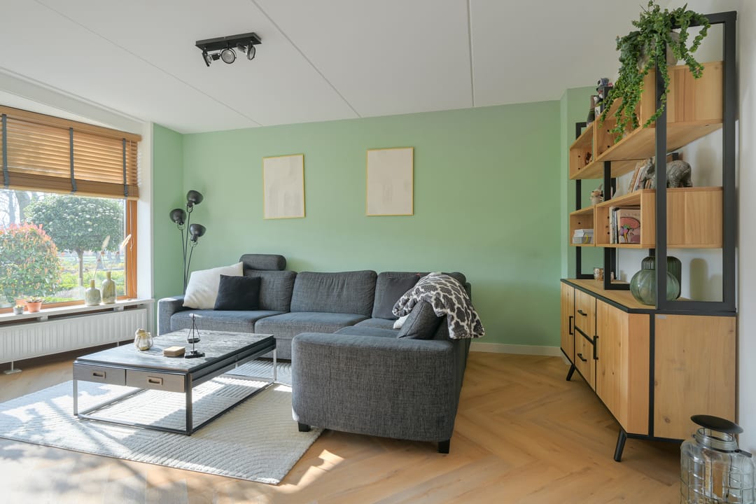 Photo 11 of Schoonhout 204